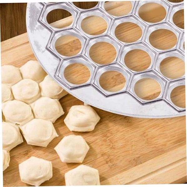 Nyyttiformu, Raviolinvalmistaja Nyyttiformu Alumiiniseos Raviolinvalmistaja-alusta Leivontatyökaluun, Ennakko
