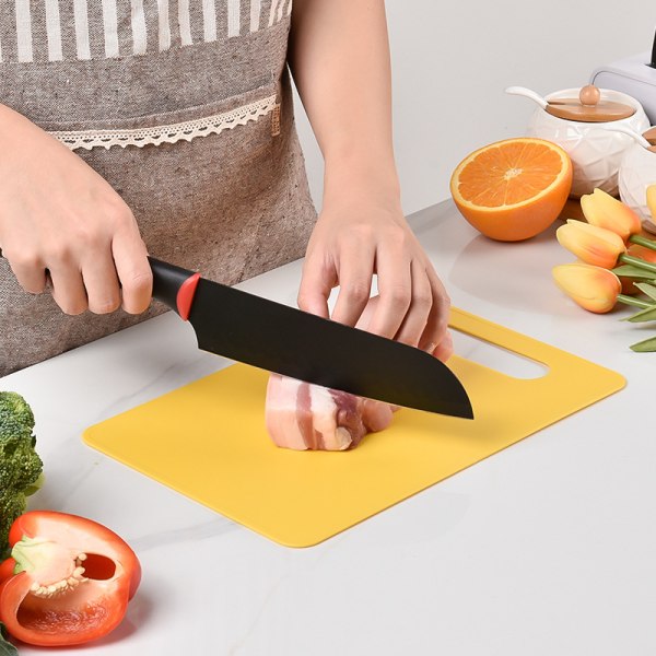 Gul - Plastskärbräda med handtag, livsmedelssäker, diskmaskinssäker, tjock skärbräda, lätt grepp (1 st)