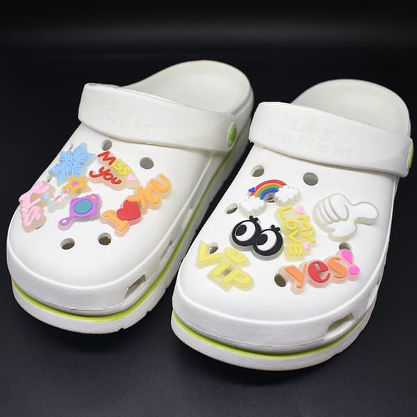 Crocs 12-pack skoprydnader - Anpassa med Jibbitz - Vuxen