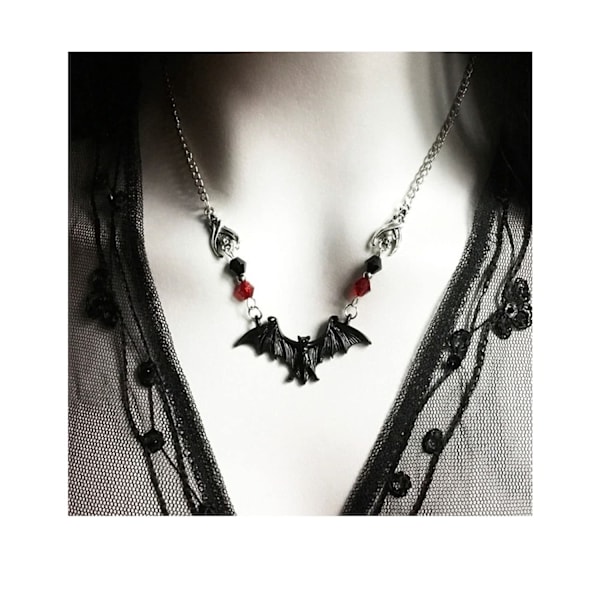 Fladermussmycke Halloween-halsband Cubic Zirconia Inverted Vampire Bat Festival Rolig djurhalsband