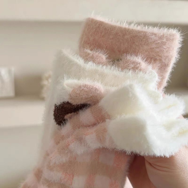 Pehmeät sukat, pörröiset sukat, talviset lämpimät ja pehmeät tossut, kotiin nukkumiseen, söpöt kawaii-sukat, 3 paria
