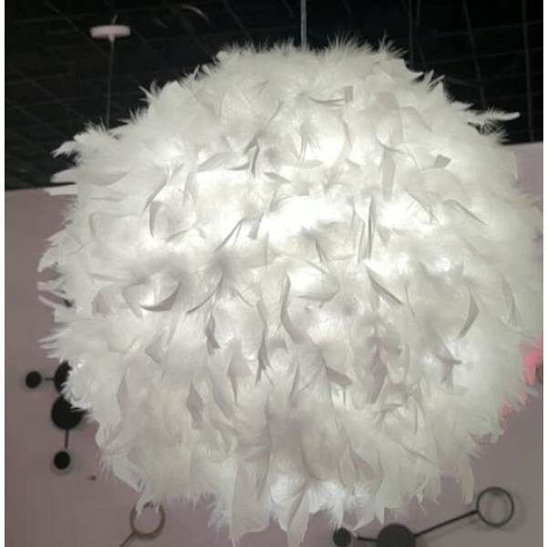 Hängande lampa, ljuskronaEuropeisk och amerikansk enkel boll fjäder ljuskrona vit fjäder innerdiameter 30cm (vit färgplatta)