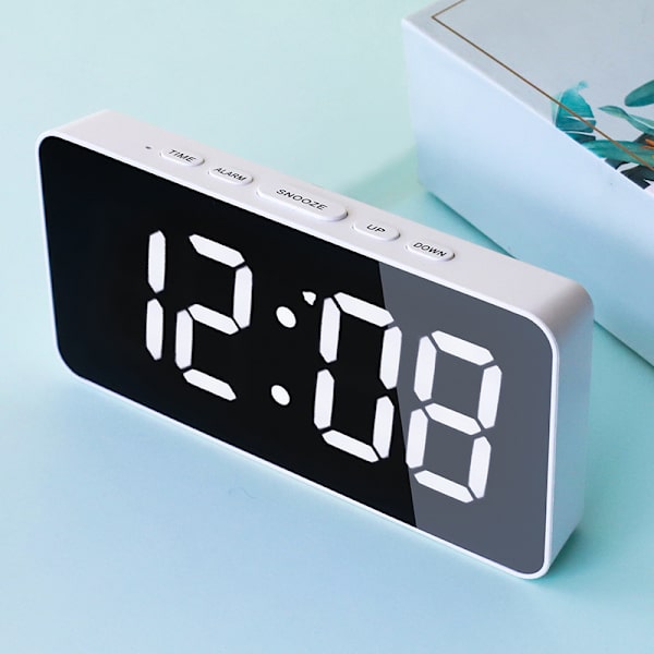 Ladattava keittiöajastin, lähtölaskenta-ajastin keittiöön, kokoukseen, luokkahuoneeseen, digitaalinen magneettinen ajastin LED-näytöllä, 3 kirkkautta ja 4