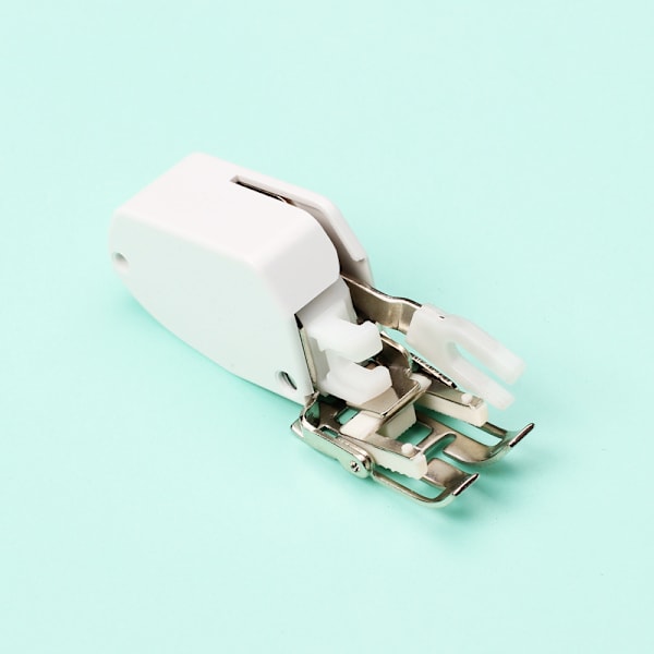 Trykfod Trykfod Symaskinefod Dobbelt Drev Overlock Trykfod med Quilteguide Overlock Trykfod Reg