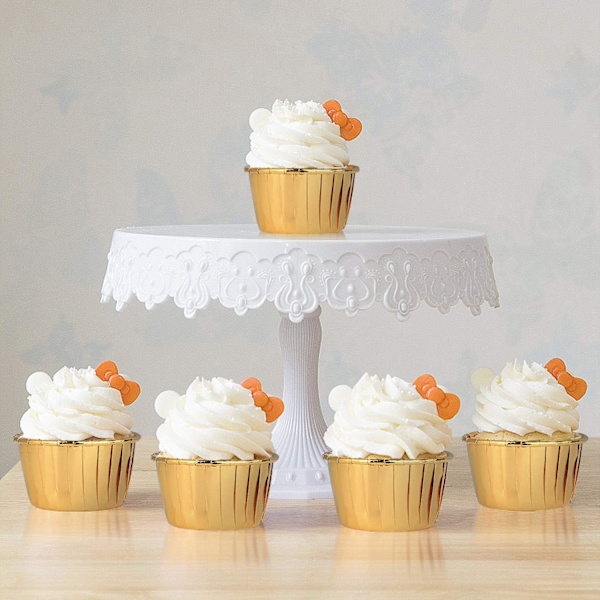 Cupcake-vuokavuoret, (Kulta) 50 Alumiinifolio Muffin-vuokaa Cupcakesille ja Muffineille