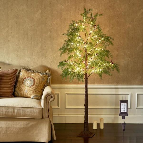 Færdigoplyst juletræ med røde bær, 60 cm cypresstræ, 90 LED lyskæder, kunstigt cedertræ med lys til hjemmet, jul, ferie, bryllup