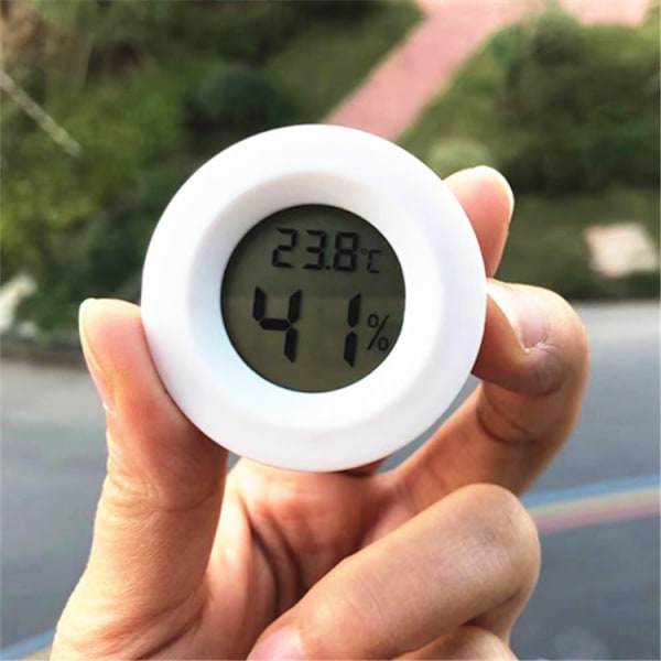 Vit Mini Hygrometer, 4-pack Liten Digital Termometer Hygrometer Monitor Inomhus Utomhus Fuktighetsmätare för Bil Växthus Hem S