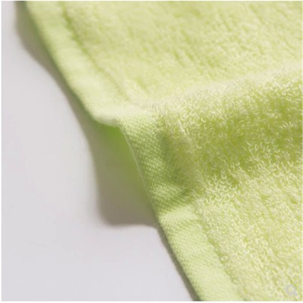 Lyxig handduksset i bambu, 4-pack, handdukar för badrum, hotell, spa, kök, mångsidiga fingertoppshanddukar och handdukar 23*23cm