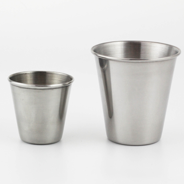 2 stk. rustfrit stålkrus, stabelbare metalkrus, 304 rustfrit stålkrus til camping, bærbare rustfrit stålkrus, rustfrit stålkrus