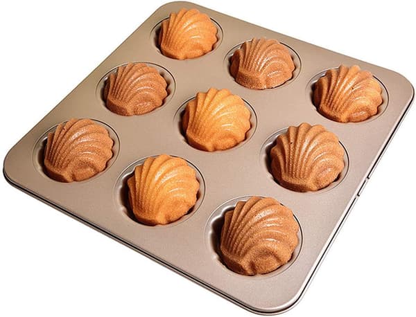 Madeleine-former for baking, 9 hulrom, non-stick kakeform i champagne gull