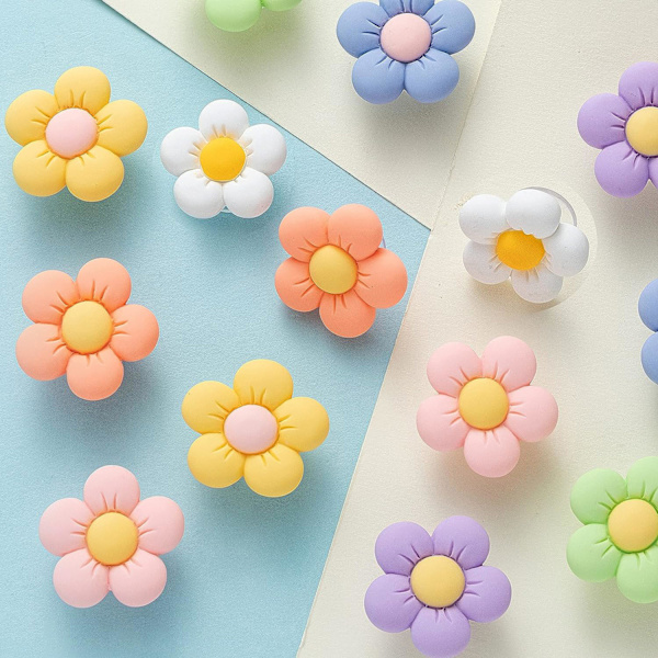 Kukka kengänkoristeet tytöille Söpö kukka Designer kengänkoristeet aikuisille teini-ikäisille lapsille Kukka kengänkoristeet koristeet napeilla