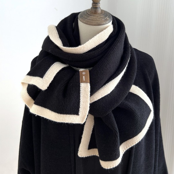 Stylish contrast solid color winter scarf