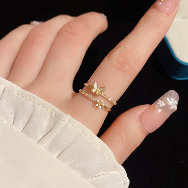 Dobbeltlags diamant sommerfuglring for kvinner justerbar ring
