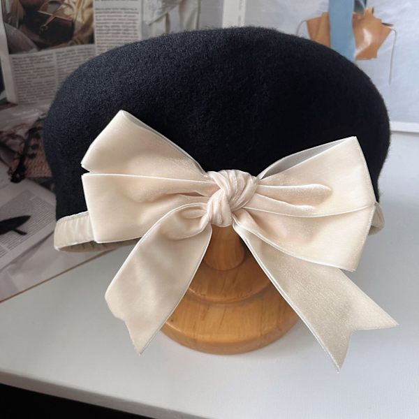 Fleece-kantet sløyfe beret kjendis temperament malerhatt høst og vinter ullhatt dame one size fits all