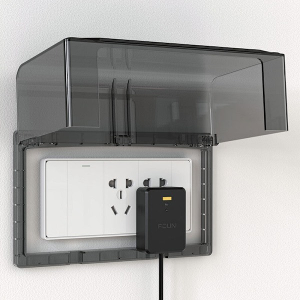 Matterless resistant - Utomhusuttag och grepplock - svart, 202 x 121 x 75 mm.