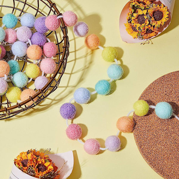 Uldfilt kugle guirlande farverige pom pom guirlande 24 kugle guirlande til Mardi Gras påske (assorterede farver, 2 stk.)