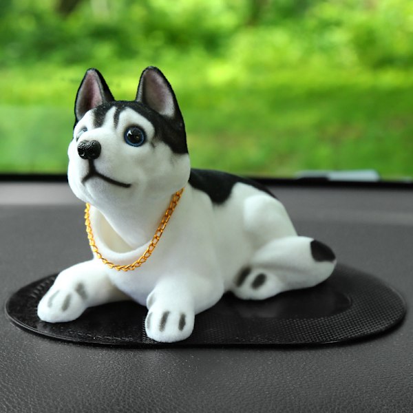 Husky-koirat pään ravistava koiran lelu auton kojelaudan pää koirat nyökkäävät auton kojelaudan pentu auton sisustukseen