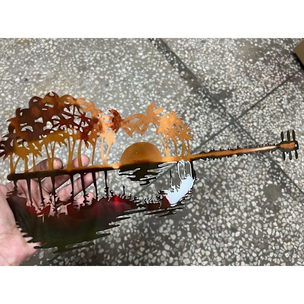Metallista valmistettu taidekoriste Abstrakti kitara, Kitara seinätaide Auringonlaskun metsä Metalli taottu rauta, Seinälle ripustettava koriste Musiikkiin