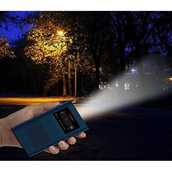 Bærbar lomme AM FM transistorradio kraftig lommelykt drevet av 1500mah batteri (inkludert), ultralang antenne beste mottak beste lydkvalitet