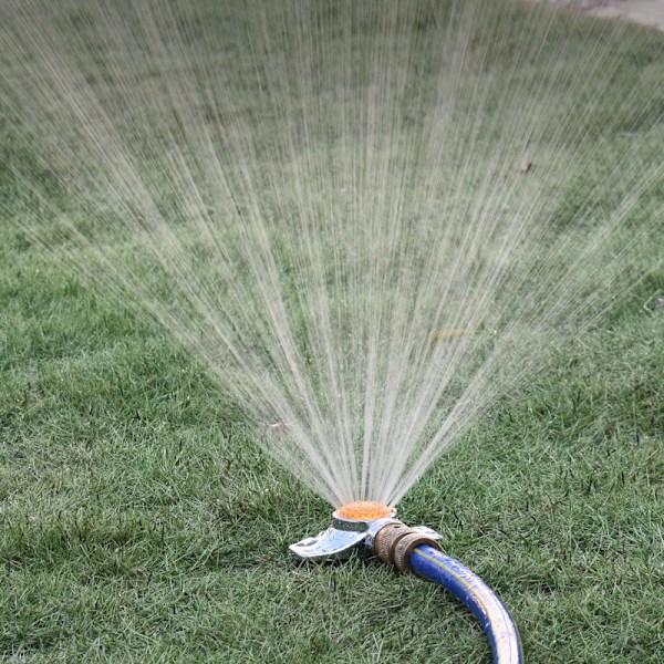 Gul Plænesprinkler til Have, Metal Plet Sprinkler, 360 Graders Firkant Cirkel Mønster Aluminium Legeringssprinkler til Havevanding