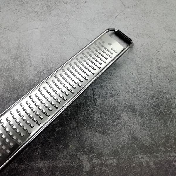 Rustfrit stål fint rivejern  Zester, smalt blad