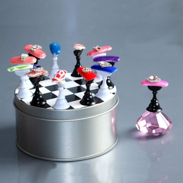 Magnetisk stativ för falska naglar med återanvändbar självhäftande kittlera vit schackbräda magnetisk nagelkonst spets kristallstativ set magnetisk nagelkonst
