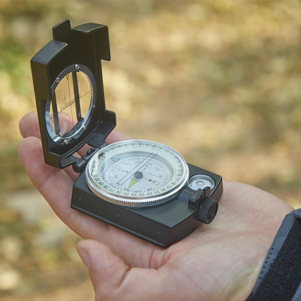 Militærkompass, Lensatic Sighting, Vanntett og Støtsikkert med Kartmåler Avstandskalkulator, Veske for Camping, Fotturer