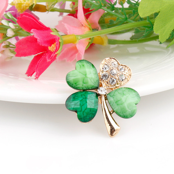 Shamrock Brosche, Symbol for Irland i en gavepose