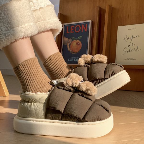 Bear Shoes erbjuder optiskt varma damtofflor i fluffig bomull för hemmabruk med enfärgade ID-foton, enkla vattentäta skor 24,5 cm