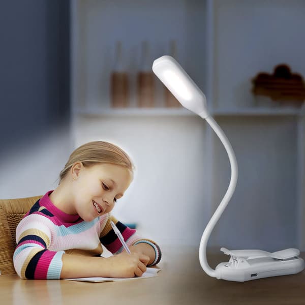 Øyebeskyttende LED-hodesenglampe for lesing