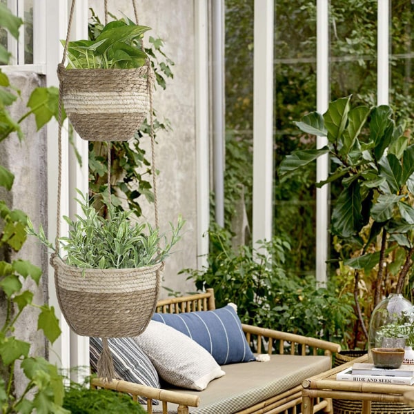 Hanging Plant Basket, Indoor Outdoor Hanging Planter, Hanging Planter Baskets with Hooks Plant Containers, Woven Basket of Natural Flowers and Plant