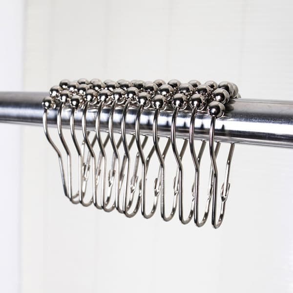 Sæt med 12 bruseforhængsringe i rustfrit stål med glidesystem, 12 enkeltkroge, 69 x 39 mm.