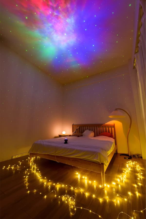 Astronaut Galaxy Star Projector Starry Night Light, Night Light with Nebula, 360° Rotation and Remote Control, Bedroom and Ceiling Projector（White +