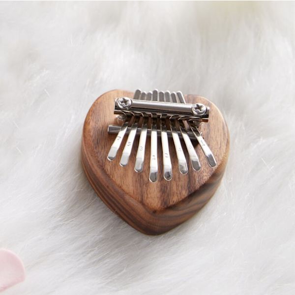 Mini tommelpiano 8 toner Kalimba massivt tre transparent krystall femfingerspiano bærbar nybegynner fingerpiano musikkinstrument