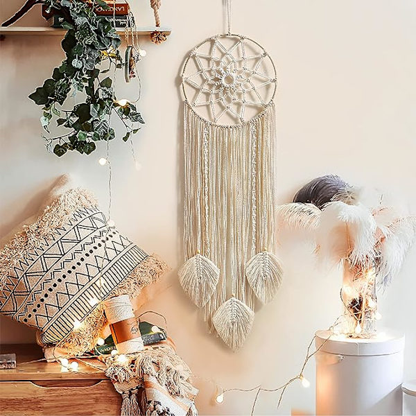 80 x 25 cm, Drømmefanger, kæmpe drømmefanger i macramé med vævede fjer til ophængning på væggen, håndlavet, boheme, indretning, gave,