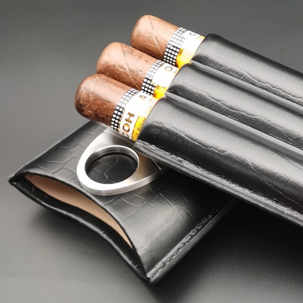 Sigaretui i skinn Travel Humidor for 3 sigarer med sigarkutter