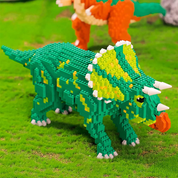 Miniature Building Block Dinosaur Set, DIY Mini 3D Construction Toy Building Blocks, 1737 Pieces KLJM-06 (Triceratops)