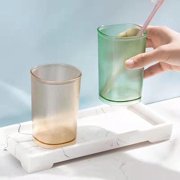Set med 2 okrossbara glas, badrumsmuggar, plasttandborste, badrumsmuggar, sminkhållare, set med 2 återanvändbara dricksglas.