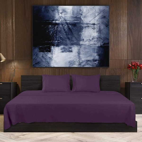 Sengesett i polyester-mikrofiber (4 deler, lilla) - 1 formsydd laken 150x200cm, 1 flatt laken 266x259cm og 2 putetrekk 50x75cm