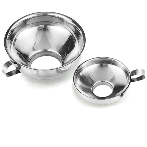2 st trattar med sylt och konserver med lång fyllningskrage, diameter på fyllningskragen (inre ca 3,7 cm / 5,3 cm), rostfritt stål, silver