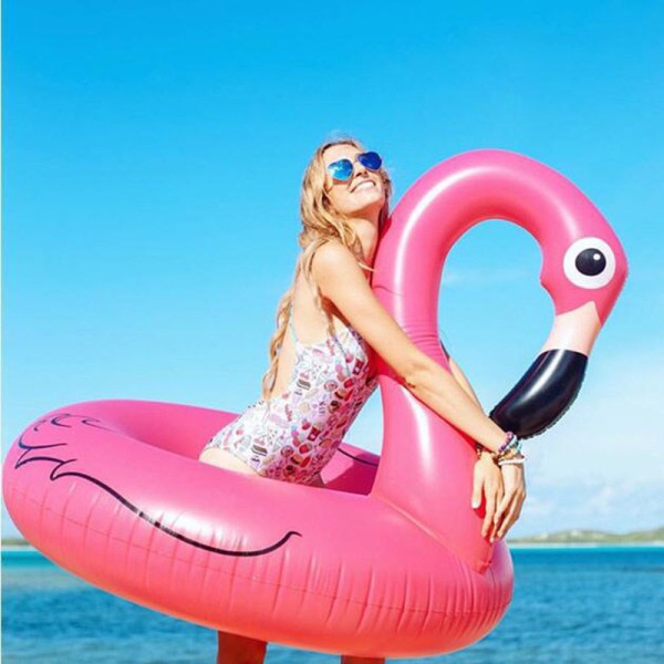 Uppbl?sbar flytande Flamingo Simring f?r Pool Party, L?mplig Pink