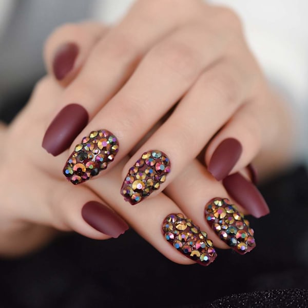 Brune Kiste Negle Attraktive Rhinestone Håndlavede Brugerdefinerede Glamour Neglespidser Matte Ensfarvede Kunstige Negle