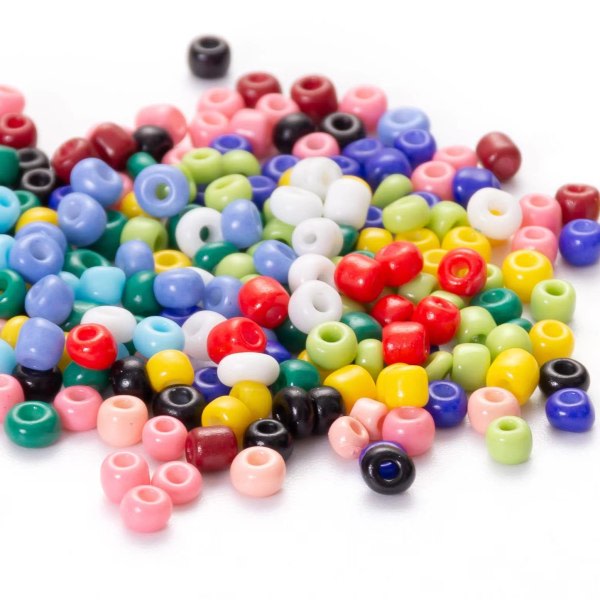 Kombination av 24 färgglada rispärlor - 3 mm rispärlor bokstäver