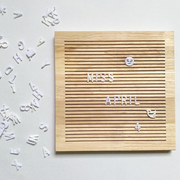 Letter Board Stripes Slot Design Påminnelse Carving Bärbar träram anslagstavla Hushållsartiklar
