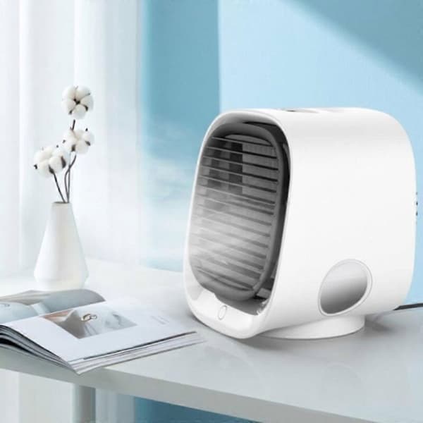 Kompakt kontorluftkøler, bærbar ventilator med forstøvning og vandspray