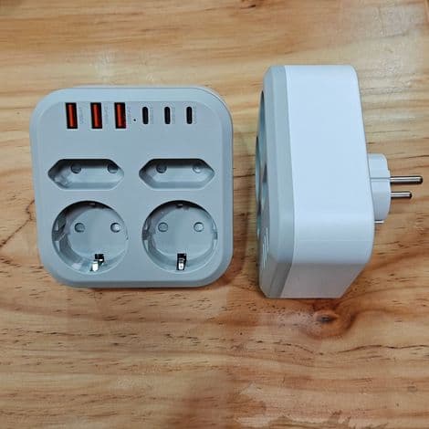 EU Strømomformer Multi-Stik – Ideel til Kontor & Rejser, 10-i-1 Europæisk Stik, USB 3.0 + Type-C, Hvid