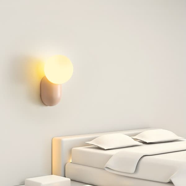 Nordisk Macaron LED Vägglampa för Vardagsrum Sovrum, Ljus Röd - Matt Vit - Trefärgsbelysning/mcj