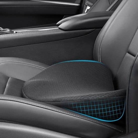 Bilsædehynde i memoryskum med ryglæn og smertelindrende etiket