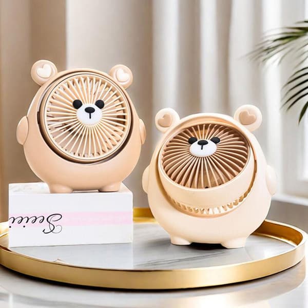 Sød bjørn mini bordventilator - Kaffebrun. USB genopladelig. 3 blæserhastigheder.