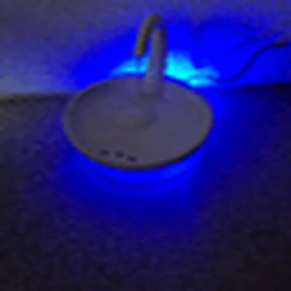 Swan vattenfontän för katt och hund – Automatisk cirkulation, USB-kontakt